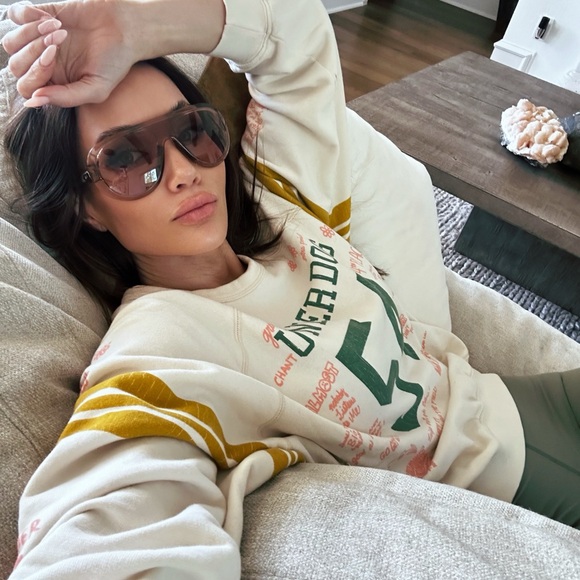 Meet your Posher, Katie - Picture 5 of 6